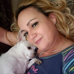 Meet your Posher, Dana